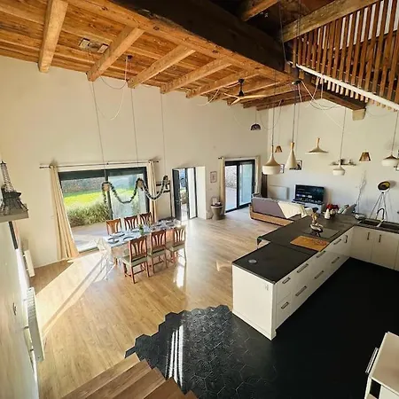 Ancien Chai Rénové Avec Piscine Villa *